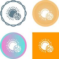 Sun Vector Icon