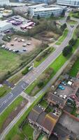 alto ángulo vertical y retrato estilo imágenes de central Hatfield ciudad de Hertfordshire Inglaterra, unido Reino, marzo 9, 2024 video