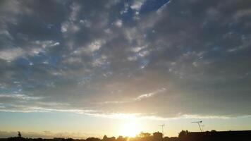 mest skön himmel och moln över England video