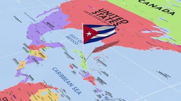 Cuba drapeau agitant dans vent, monde carte tournant autour drapeau, sans couture boucle, 3d le rendu video