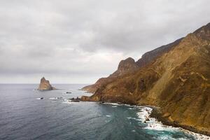 el arenoso playa de benijo en el isla de tenerife.el canario islas España foto