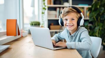 ai generado un joven estudiante se involucra con un ordenador portátil vistiendo auriculares, probable participativo en en línea aprendizaje a hogar, un moderno cambio en educación foto