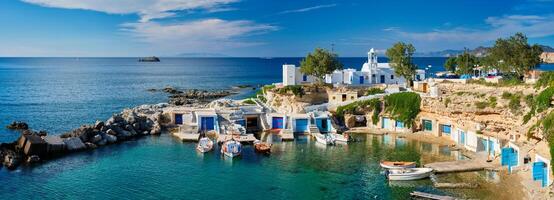 mandráquia pueblo en milos isla, Grecia foto