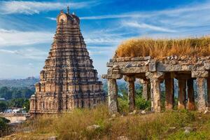 virupaksha templo. hampi, karnataka, India foto