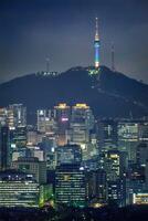 Seúl horizonte en el noche, sur Corea. foto