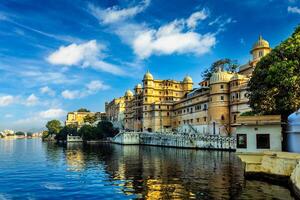 Palacio de la ciudad. udaipur, india foto