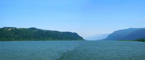 Steep cliffs of the Columbia Gorge photo