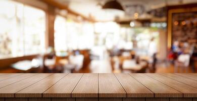 ai generado vacío de madera mesa parte superior con luces bokeh en difuminar restaurante antecedentes. foto