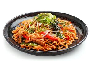 ai generado yakisoba servido en un plato aislado en un blanco antecedentes foto