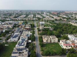 aéreo ver de ciudad con zumbido. foto