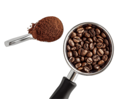 ai generato caffè espresso portafilter con caffè fagioli e motivo png