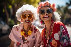 ai generado positivo activo envejecimiento. retrato de antiguo contento novias juntos en hippie ropa al aire libre, riendo mayor mujer foto