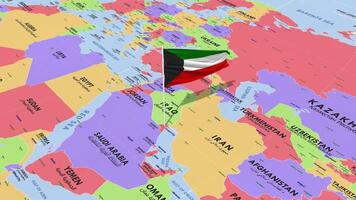 Kuwait bandera ondulación en viento, mundo mapa giratorio alrededor bandera, sin costura bucle, 3d representación video