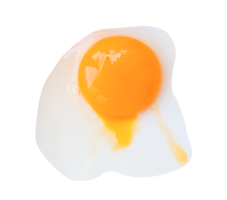 top visie van rauw voedsel van kip ei zonder schelp geïsoleerd met knipsel pad in PNG het dossier formaat