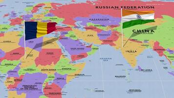 chad och Indien flagga vinka med de värld Karta, sömlös slinga i vind, 3d tolkning video