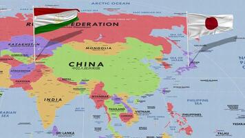 le tadjikistan et Japon drapeau agitant avec le monde carte, sans couture boucle dans vent, 3d le rendu video