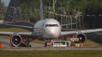 Aircraft interrupted flight. Engine surge. Engine fire. Preparing for the evacuation of passengers video