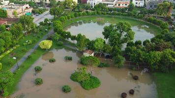 top visie van lahore stad van Punjab Pakistan Aan november 18, 2023 video