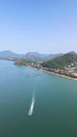 Antenne Aussicht von ao nang Strand, Krabi Thailand video