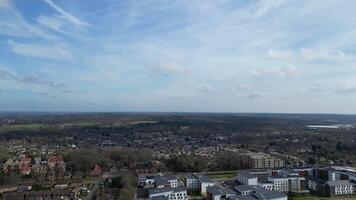 alto ángulo imágenes de central Hatfield ciudad y céntrico de hertfordshire, Inglaterra, unido Reino. marzo 9, 2024 video