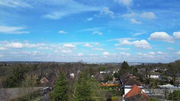 alto ángulo imágenes de central Hatfield ciudad y céntrico de hertfordshire, Inglaterra, unido Reino. marzo 9, 2024 video