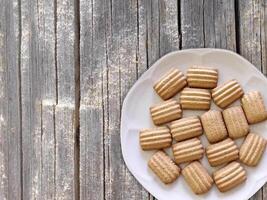 Cookies on wooden background video