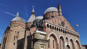 broll sparare di santo antonio Cattedrale nel padova nel Italia video