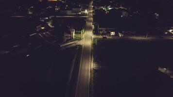 aéreo noche ver de un pueblo video