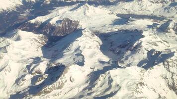 schneebedeckt Alpen von über video