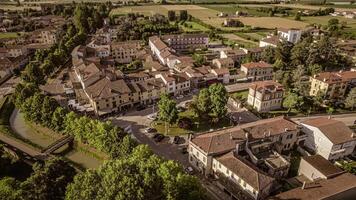 aérien vue de fratta polesine video