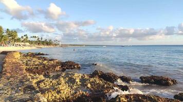 skön Dominikanska solnedgång över de hav 9 video