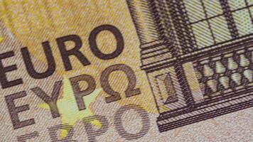 50. euro macro detalhe video