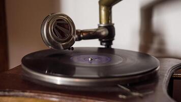 Detail of a Gramophone 2 video