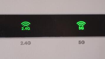 Wi Fi l'Internet lien indicateur lumière 2 video