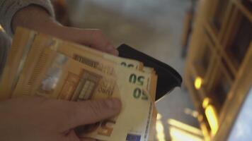 Take out euro bills from the wallet 3 video