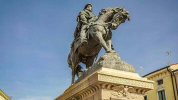 Garibaldi statue on horseback video