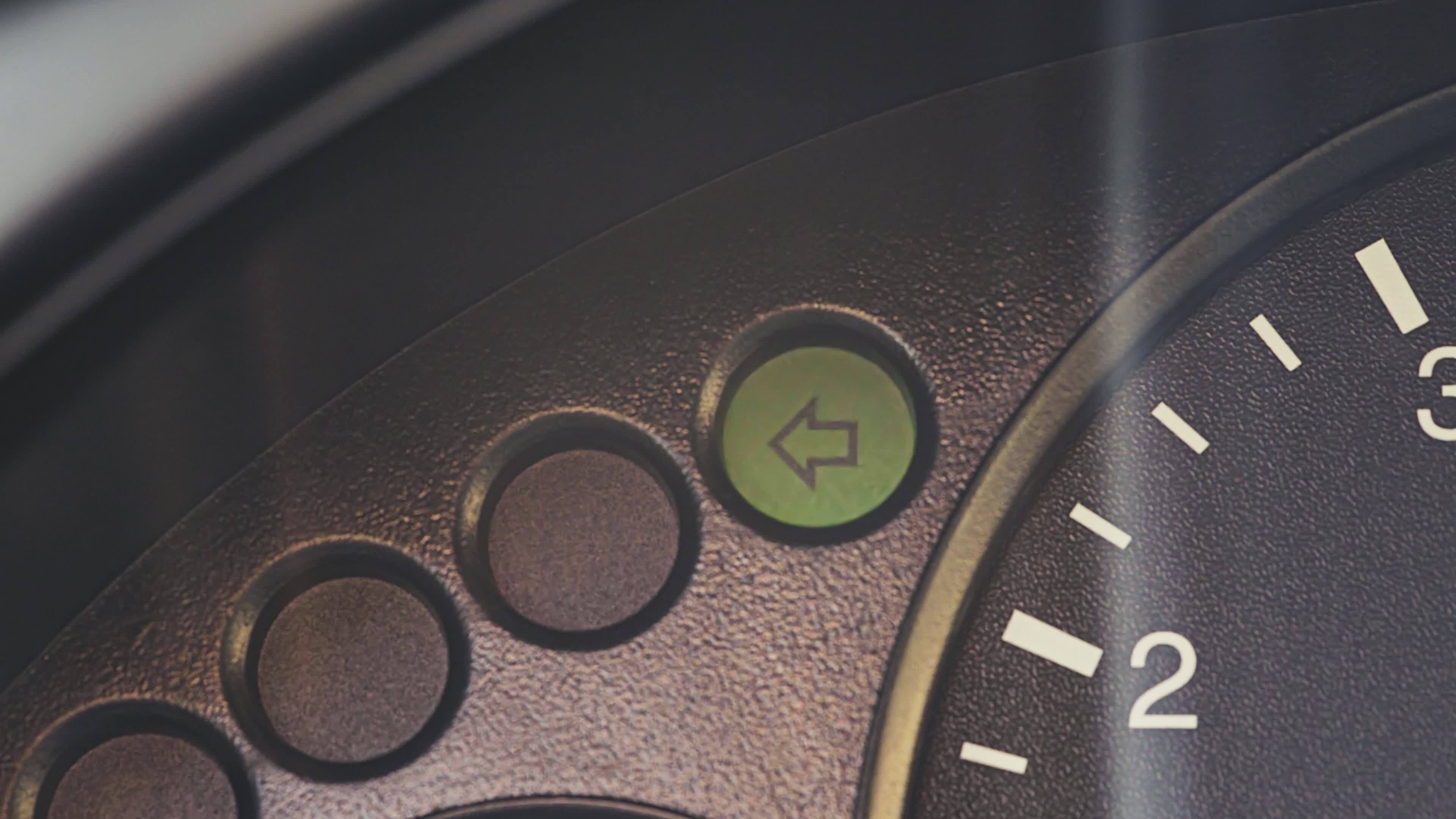 Car turn signal flashing light dashboard 41475518 Stock Video at Vecteezy