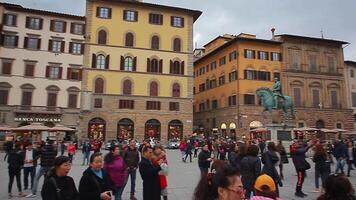 Piazza della Signoria in Florence full of tourists who visit it during a Winter Day video