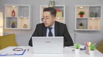 Home office worker man getting depressed. video