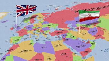 iran och förenad rike flagga vinka med de värld Karta, sömlös slinga i vind, 3d tolkning video