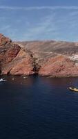 vertikal video av berlengas ö i portugal antenn se