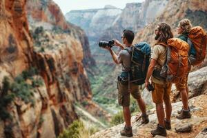 ai generado grupo de caminantes con cámara pasa por alto el majestuoso grandioso cañón foto