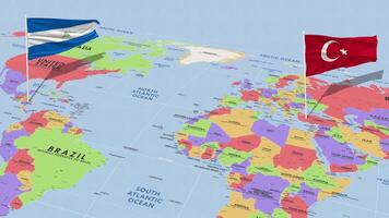 Nicaragua y Turquía bandera ondulación con el mundo mapa, sin costura lazo en viento, 3d representación video