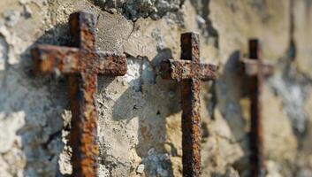 ai generado Tres oxidado metal cruces en resistido hormigón pared foto