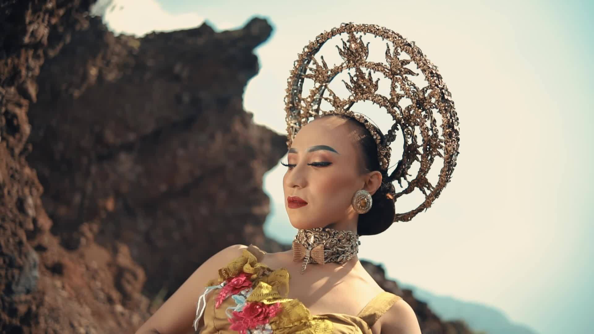 ornate headpiece