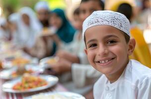 ai generado familia teniendo almuerzo juntos durante Ramadán foto