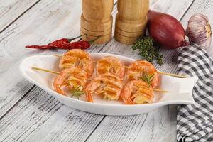 Grilled king prawn skewer snack photo