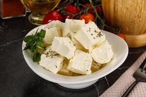 griego tradicional queso feta queso cubitos foto