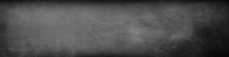 Chalkboard vs. Blackboard, Choosing the Perfect Classroom Companion. photo