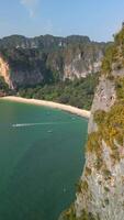 aérien vue de Railay plage, krabi Thaïlande video